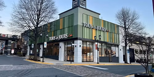 Meet Up at Tous Les Jours Bakery & Cafe