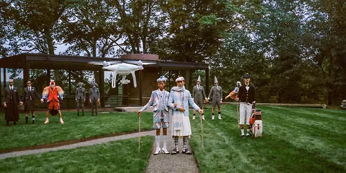 Parking Philip Glass