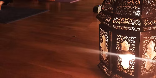 Candlelight Yoga: Deep rest for December