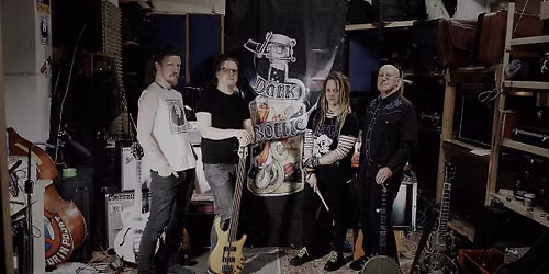 Dark Bottle (Doombilly, Finnland) \/\/ New York Wannabes (Garage Blues Punk Indie, Darmstadt)