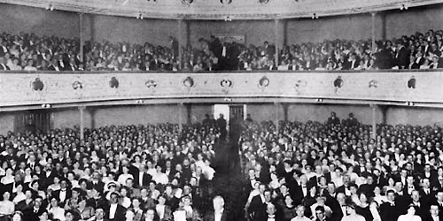 Walking Tour: The Golden Age of Cinema