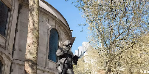 Dr Johnson's House - Walk & Visit