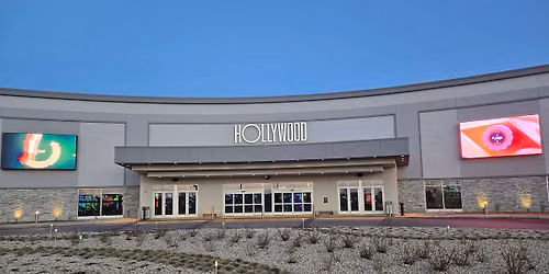 Line Dancing at the NEW Hollywood Casino! \ud83e\udd20