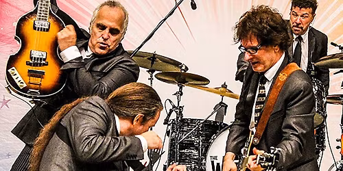 Christmas With The Weeklings at Daryls House Club