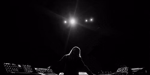 Puistokonsertit: The Prophet and The Moogs