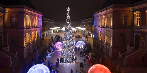 March\u00e9 de No\u00ebl \u00e0 Amiens & spectacle Chroma