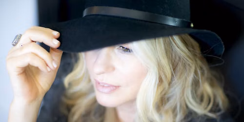 Vonda Shepard