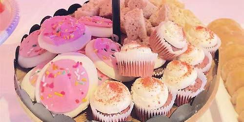 LGBTQ+ New Year's Day Brunch @ Freddie's!