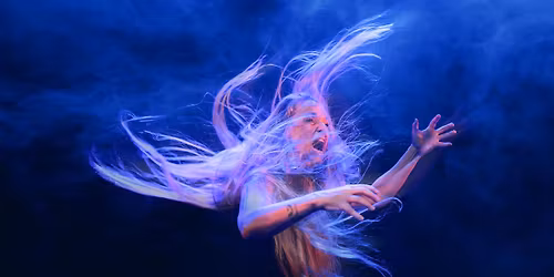 Spectacle N\u00e9e le 8 mars 1977