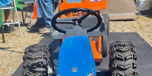 Sauk County Fair Kids Pedal Tractor Pull