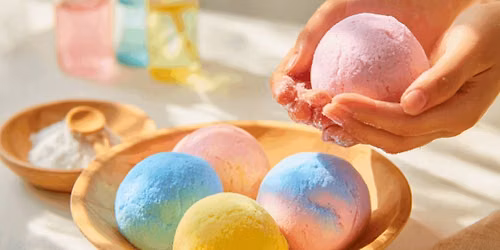 Messy Monday: Bubble Dough!