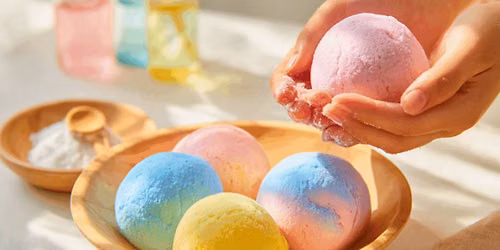 Messy Monday: Bubble Dough! 
