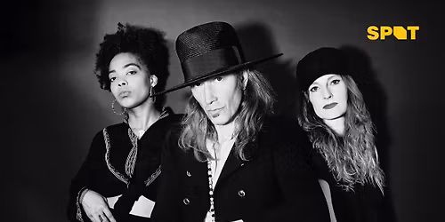 Stef Kamil Carlens & The Poem