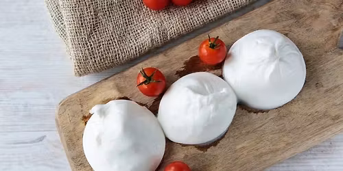 Hands on Mozzarella
