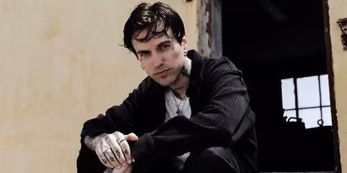 Parking Jutes with Scarlet House