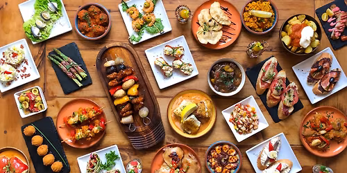 Sol y Sombra Christmas Sing Song