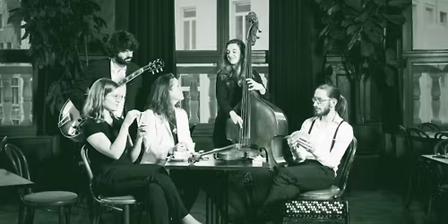 Lauden: Triunfal Quintet