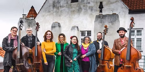 Hlaskontrabas Oktet v Jazz Docku