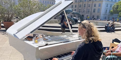 OPEN PIANO in Wien (Karlsplatz)