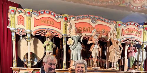 Muziek, dans en traditie op de Oude Markt in Enschede \ud83d\udd14 \ud83c\udfa0 \ud83d\udc83\ud83c\udfb6