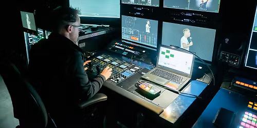 Russell Howard Manchester Tickets