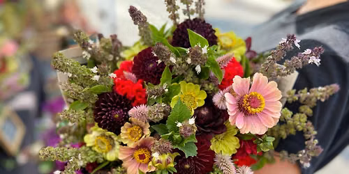 The Art of the Field Floral Arrangement Workshop
