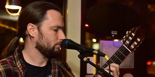 Live Music feat. Dan Staton