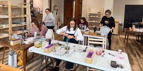 Botanical Soapmaking Workshop in Williamsburg