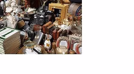 Flohmarkt im Roten Haus