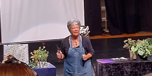 Sarah Hopps - \u2018 talk plants\u2019