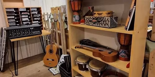 Acoustic Jam Session at Swindon Hub