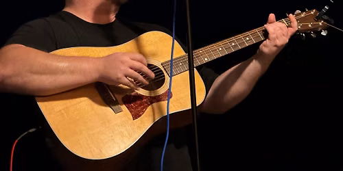 Live Music - Gabe Hess