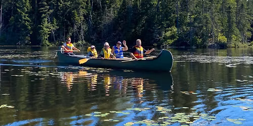 Sur les traces des coureurs des bois : une aventure en rabaska
