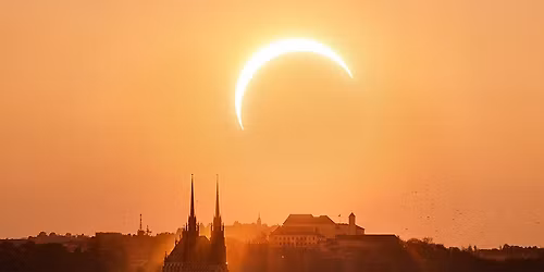 V\u0161e o zatm\u011bn\u00ed Slunce 12. srpna 2026