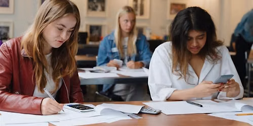 Holiday workshops: Maths and Medicine (Year 7 - 9)