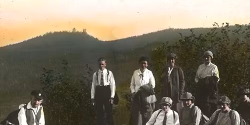 OD T\u0158\u00cdSTOLI\u010cN\u00cdKU PO ROKLAN