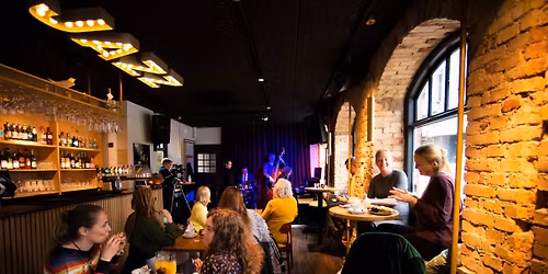 Frokostjazz p\u00e5 Cafe St\u00f8j -Sm\u00f8rrebr\u00f8d uspec ad libitum