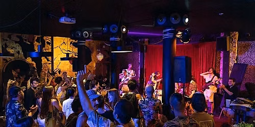 O'Cumbia Oca\u00f1a feat. Victoria Laverde - m\u00fasica en vivo y DJ