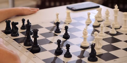 Chess: Play & Learn