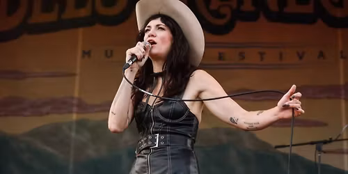 Nikki Lane at Morton Amphitheater