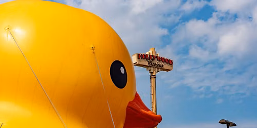 World's Largest Rubber Duck RETURNS