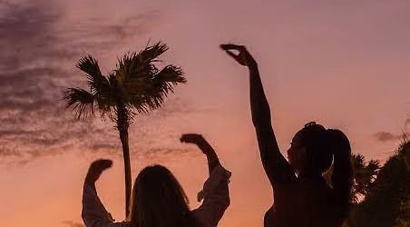 Sunset Beach Party @ La Jolla