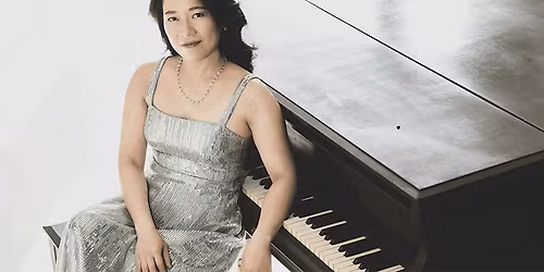 Charlotte Hu, piano