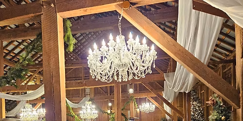 12\/7 Champagne Trunk Show