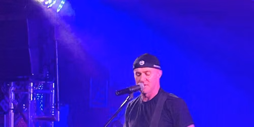 Mitch Kirkpatrick at Ivanz house Live