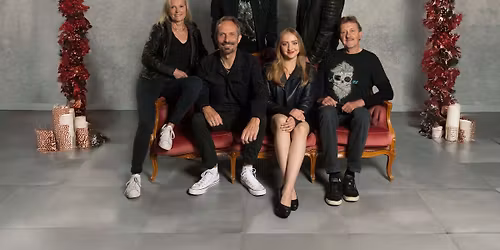 6 FEET FOUR beim Weihnachtsmarkt Höchstadt