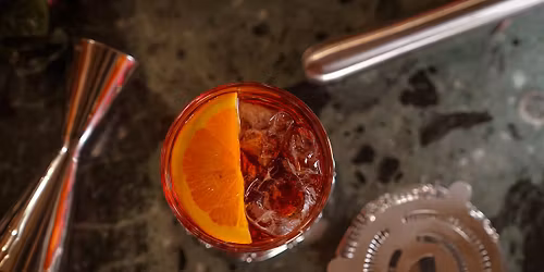 MOONRISE \ud83e\udd1d BAR MAGENTA 