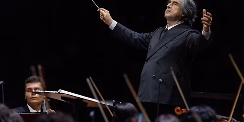 Riccardo Muti - Orchestra Giovanile Luigi Cherubini