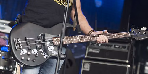 Peter Hook & The Light