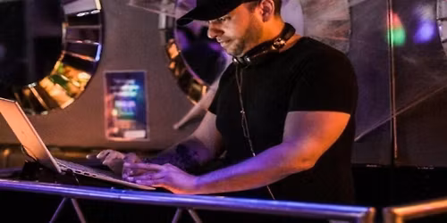 Carwash Bottomless Disco Brunch